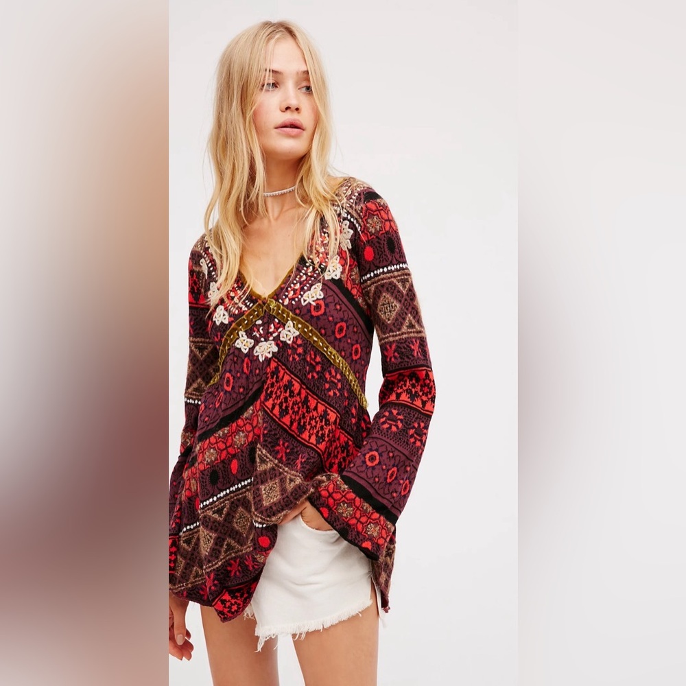Boho V-Neck Printed Long-Sleeve Top in Multi-Red